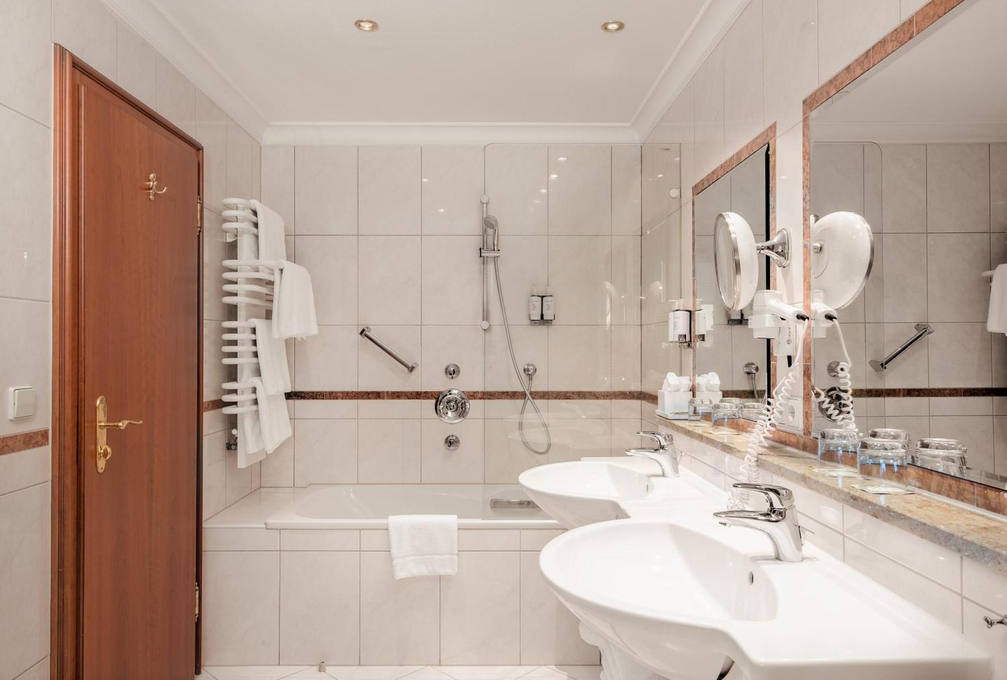 Adler Haeusern Gourmet & Spa Hotel Номер фото